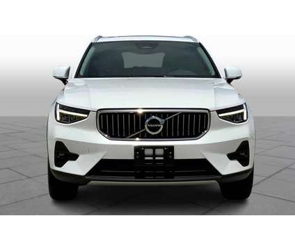 2023UsedVolvoUsedXC40UsedB5 AWD is a White 2023 Volvo XC40 Car for Sale in League City TX