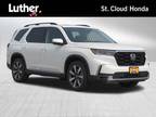 2025 Honda Pilot Silver|White