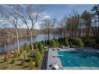 Home For Sale In Pierson Lakes, New York