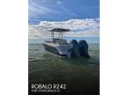 Robalo r242 Center Consoles 2017