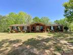 Home For Sale In Lincolnton, North Carolina