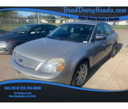 2006 Ford Five Hundred Limited is a Silver 2006 Ford Five Hundred Limited Sedan in West Burlington IA