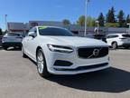 2018 Volvo S90 T6 Momentum AWD/PANORAMIC MOONROOF/LEATHER SEATS