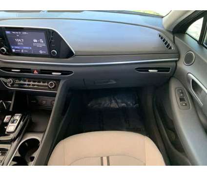 2021 Hyundai Sonata SE is a 2021 Hyundai Sonata SE Sedan in New Port Richey FL