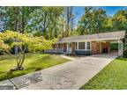 6708 Tildenwood Ln, Rockville, MD 20852