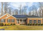 967 Folkstone Dr, Huntingtown, MD 20639