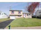 5980 Mark Dr, Bensalem, PA 19020