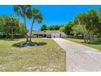 8154 River Country Dr, Weeki Wachee, FL 34607