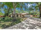 2404 Prairie Pl, Lutz, FL 33549