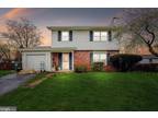 1404 Rollinghouse Dr, Frederick, MD 21703