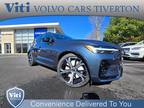 2024 Volvo XC60 Recharge T8 Ultimate Dark Theme