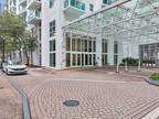 31 SE 5th St #811, Miami, FL 33131