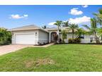 124 Starfish Ct, Marco Island, FL 34145