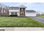 912 Piper Ln, Yardley, PA 19067