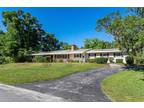 704 N Kansas Ave, Deland, FL 32724