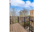 Condo For Sale In Chicago, Illinois