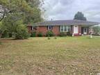 Home For Sale In Symsonia, Kentucky