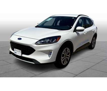 2020UsedFordUsedEscapeUsedFWD is a White 2020 Ford Escape Car for Sale in Amarillo TX