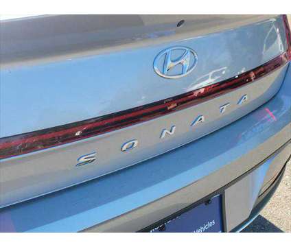 2021 Hyundai Sonata SE is a Silver 2021 Hyundai Sonata SE Car for Sale in Marlton NJ