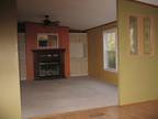 Neat 3 BR on quiet 1/2 acre in Hampstead