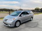 2012 Toyota Sienna 5dr 7-Pass Van V6 XLE AAS FWD