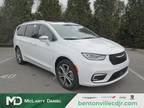 2024 Chrysler Pacifica White, new