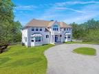 Home For Sale In Water Mill, New York