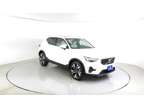 2024 Volvo XC40 B5 Plus Bright Theme Reserved