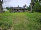 Home For Sale In Hull, Texas