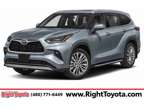 2024 Toyota Highlander Hybrid Platinum