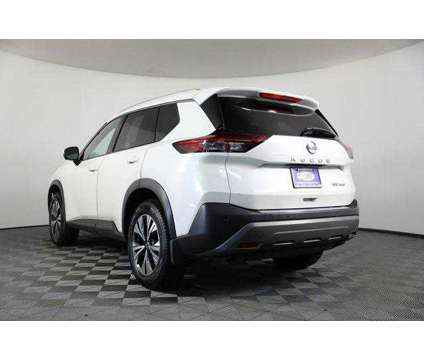 2021 Nissan Rogue SV Intelligent AWD is a White 2021 Nissan Rogue SV Station Wagon in Libertyville IL