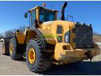 Volvo L220G wheel loader