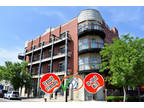 DELUXE 2 Bed 2 Bath, - 1 Block to Brown Line , SS Apps, Granite Counters $