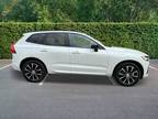 2024 Volvo XC60 Plus Dark Theme