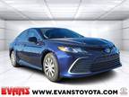 2022 Toyota Camry Hybrid LE