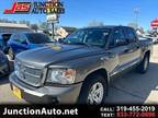 2011 Dodge Dakota Laramie 4x4 Crew Cab 5.3 ft. box 131.3 in. WB