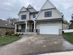 Home For Sale In Carol Stream, Illinois
