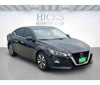 2022UsedNissanUsedAltimaUsedSedan is a Black 2022 Nissan Altima Car for Sale in Robstown TX