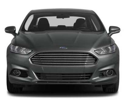 2014 Ford Fusion Se is a Silver 2014 Ford Fusion SE Car for Sale in Georgetown TX
