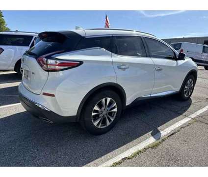 2018 Nissan Murano SL is a White 2018 Nissan Murano SL Car for Sale in Collierville TN