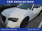 2021 Chrysler 300 S V6 RWD SEDAN 4-DR