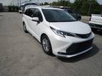 2023 Toyota Sienna White, 14K miles