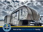 2017 Forest River Forest River RV Flagstaff 8529 IKBS 34ft