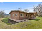 Home For Sale In Roseburg, Oregon