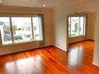 San Francisco, Top-floor 2br/1ba flat within a few blocks of