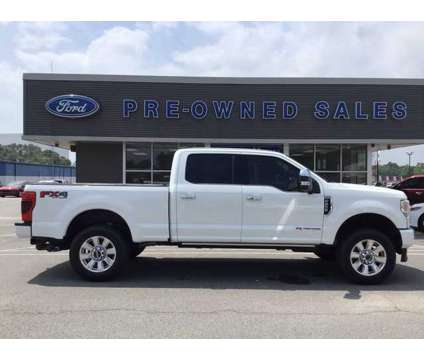 2021 Ford F-250SD Platinum is a White 2021 Ford F-250 Platinum Truck in Russellville AR