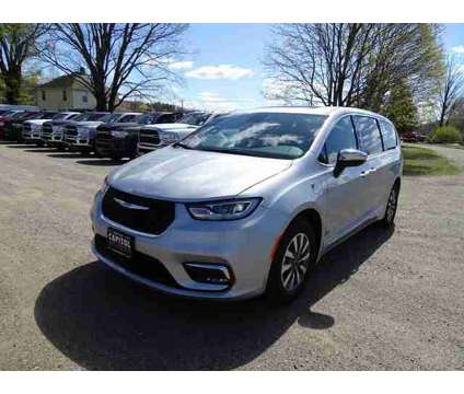 2023 Chrysler Pacifica Hybrid Limited is a Silver 2023 Chrysler Pacifica Hybrid Limited Hybrid in Willimantic CT