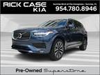 2022 Volvo XC90 T5 Momentum