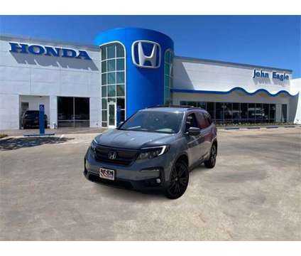 2022 Honda Pilot Special Edition is a Grey 2022 Honda Pilot SUV in Dallas TX