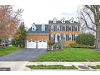 14348 Compton Village Dr, Centreville, VA 20121